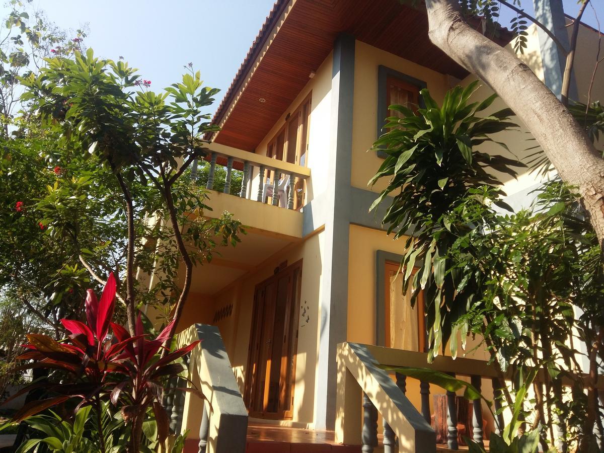 Arerayah Beach Resort Pran Buri Luaran gambar