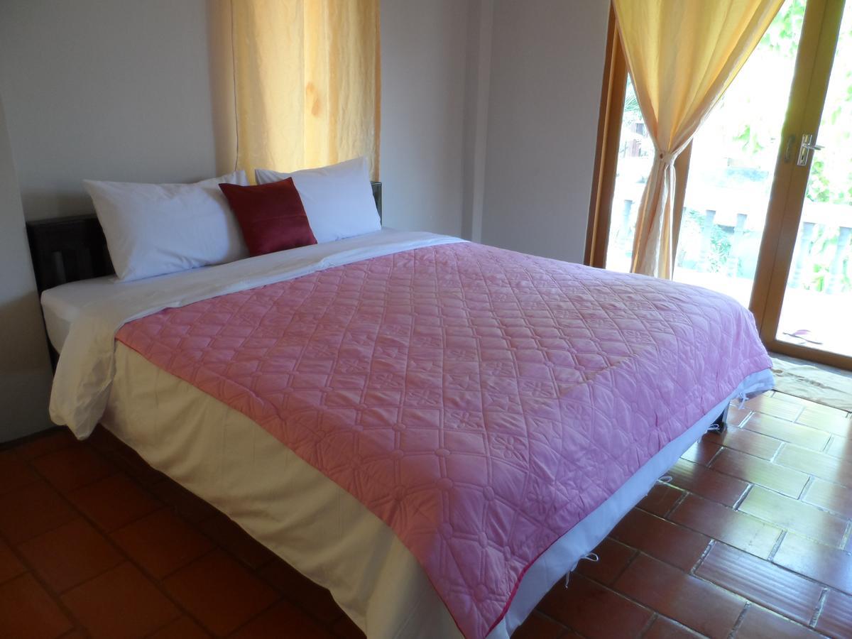 Arerayah Beach Resort Pran Buri Luaran gambar